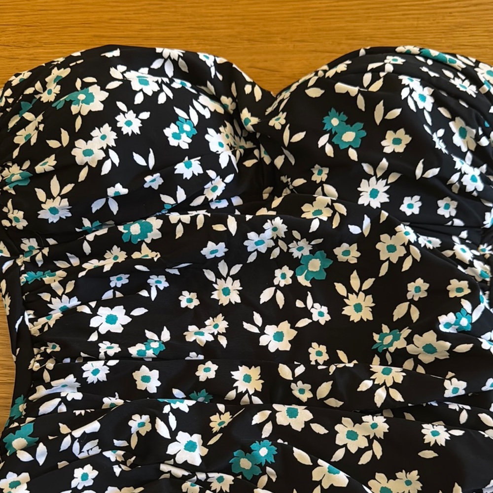 Floral Black Anne Cole Swimsuit - Picture 5 of 5